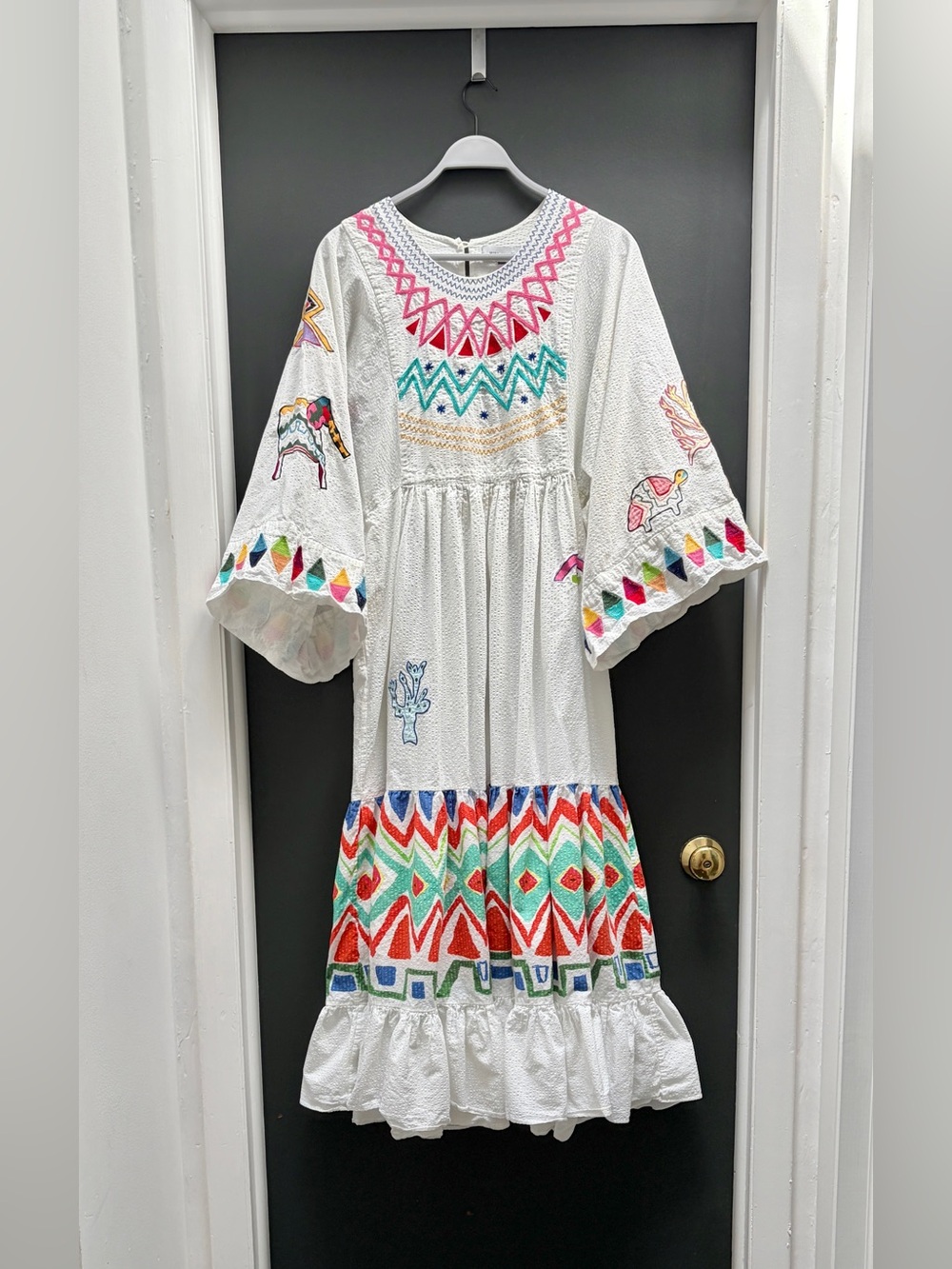 Mira Mikati \ White Maxi with colorful embroidery